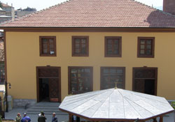 Tarihi cami ibadete açıldı