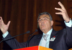 Baykal yeniden meydanlarda