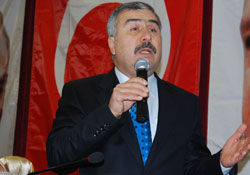 'Anneler fedakarlık melekleridir'