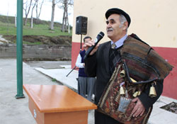 Yaşar Doğu'nun köyünde anma