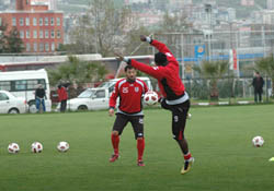 Yoğun tempo sürüyor