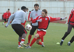 Hazırlıklar sürüyor