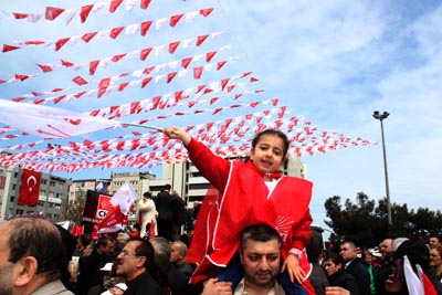 ÇANTADA KEKLİK MİSİNİZ?