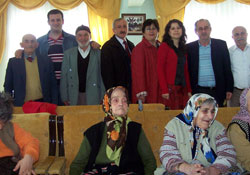 Büro Memur-Sen yaşlıları unutmadı