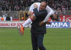 Dilaver'i böyle taşıdı