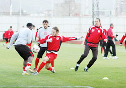 G.Antep mesaisi sürüyor