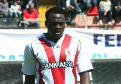 Manisa Zenke için bastırıyor