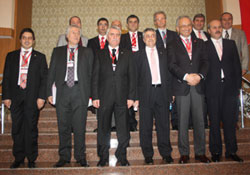 BİZ HER ZAMANKİ YERİMİZDE OLACAĞIZ