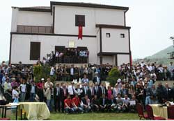 Atatürkçüler Atatürk Evi'nde