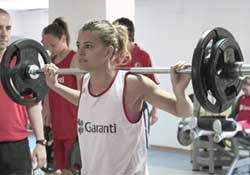 A Milliler Hazırlıklarını Sürdürüyor