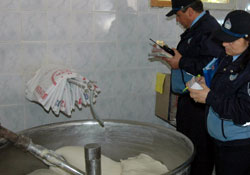 İş yerleri denetlendi