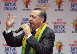 MHP'lilere "yavuz hırsız" dedi