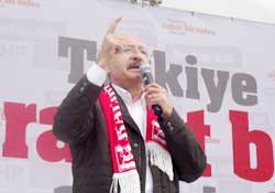 İstifa sözü verdi