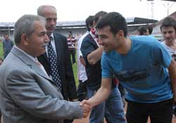 Demirtaş'a büyük ilgi vardı