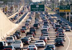 5 kişiye 1 araç düşüyor