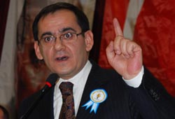 Başbakan sihirbaz değil