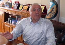 "Siyaset yapamayız"