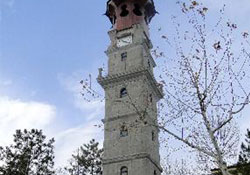 Zamana meydan okuyan kule