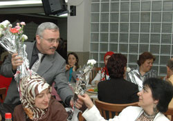 Kaldırım'dan hemşirelere kutlama