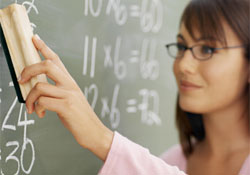 Öğretmen atamaları yarıya mı düştü?