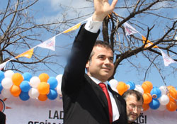 Suat Kılıç muhalefete çalışıyor