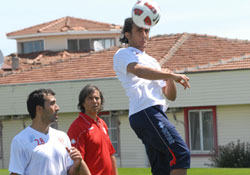 Burak uyum sağlıyor