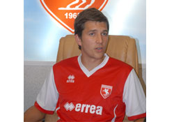 Pali'ye Macar desteği