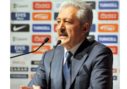 İşte Türk futbolunun yeni patronu