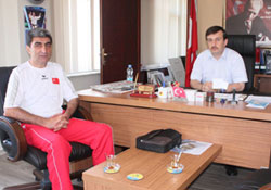 Boks Antrenörü'nden Ziyaret