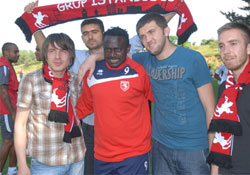 BÖYLE SEVGİ GÖRÜLMEDİ