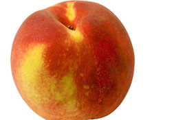 Kirazda üzülen çiftçi şeftaliyle sevindi