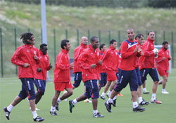 Yoğun tempo devam ediyor