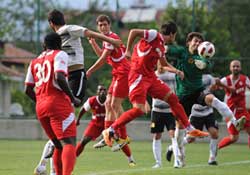 İlk rakip Hapoel Tel Aviv