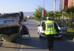 Otomobil takla attı: 1 yaralı