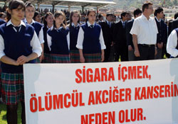 Gençlerden sigaraya savaş