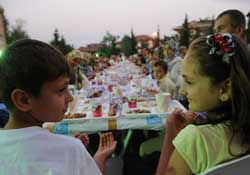 Sıcaklar Ramazan alışverişini de etkiledi