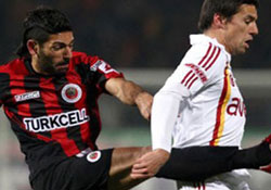 MURAT KALKAN GELİYOR