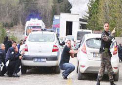 Teröristlerle çatışma çıktı