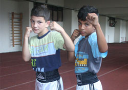 Minik boksörlere tam not