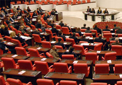 Meclis çalkalanıyor