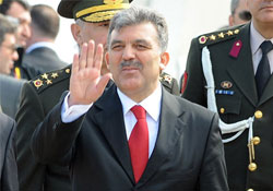 Cumhurbaşkanı Gül'ün ilk iftar yemeği gazilere