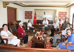 Engelliler Vakfı'ndan Bayrakdar'a ziyaret