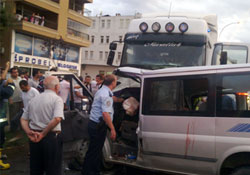 Trafik kazası: 1 ölü, 2 yaralı