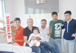 Şirinlerden geçmiş olsun ziyareti