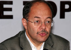 Sağlıkta şiddete kampanyalı çözüm