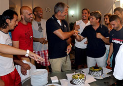 Doğum günü sürprizi