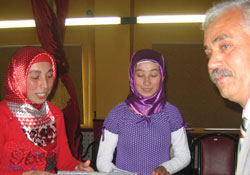 Kadın çiftçiler yarıştı