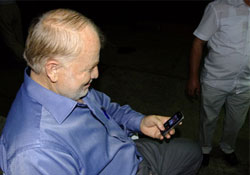 Somali'ye SMS'li yardım