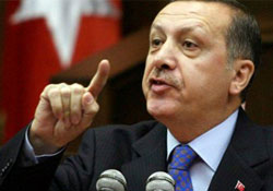 Erdoğan Sarkozy'e çelme taktı