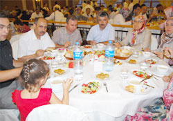 Vergi Dairesi çalışanları iftarda buluştu